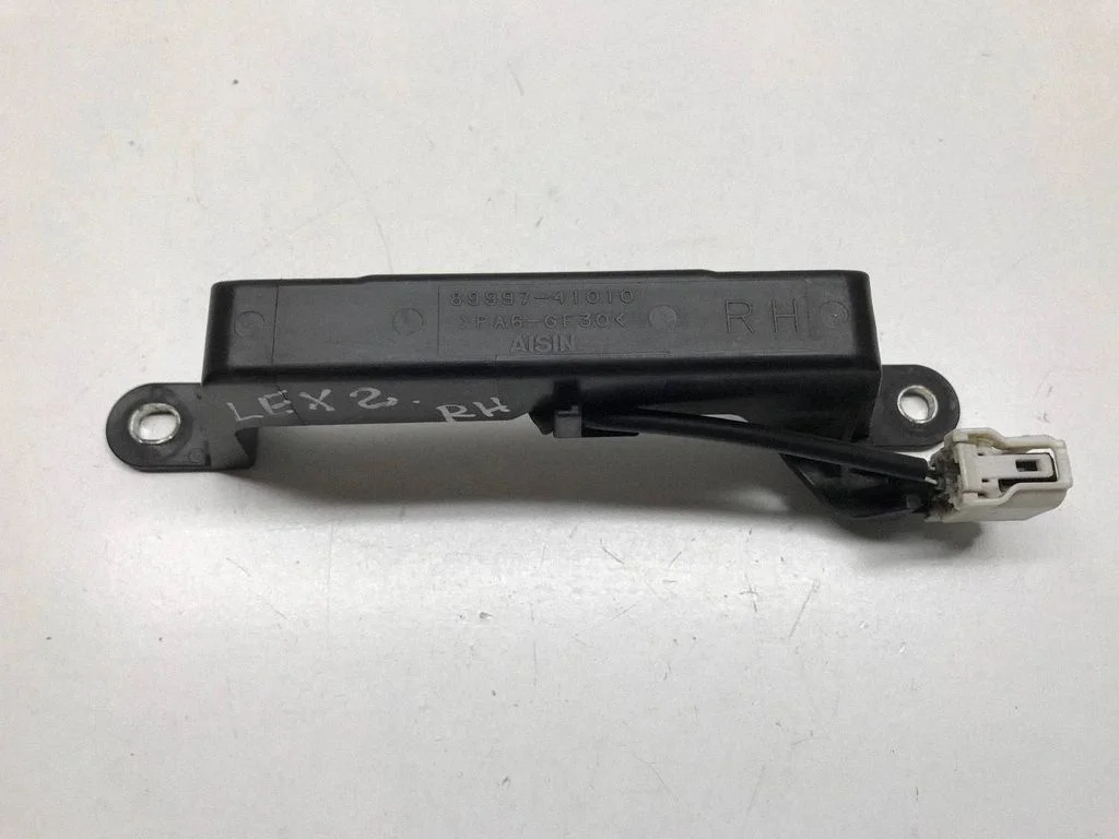 Antenna control unit – Lexus IS 220D-250-350 (2006-2013)
