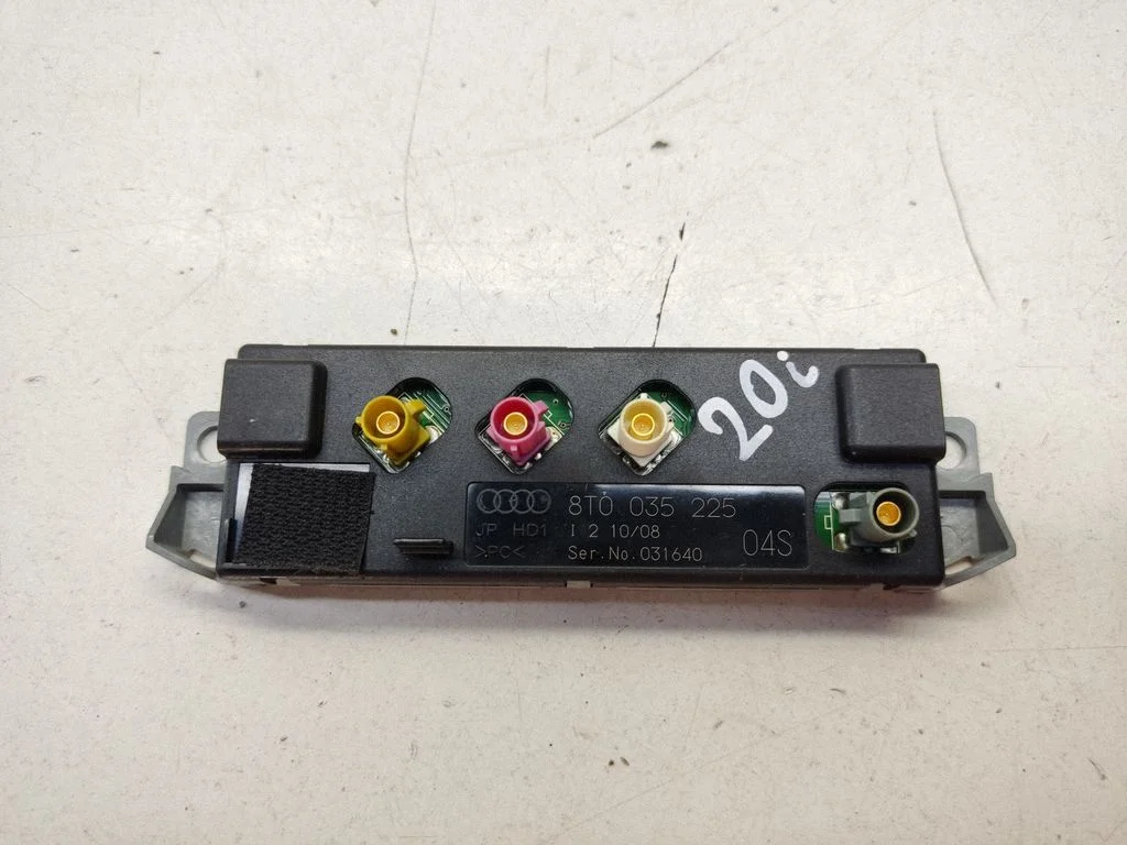 Antenna control unit – Audi A5 8T 8F (2007-2016)