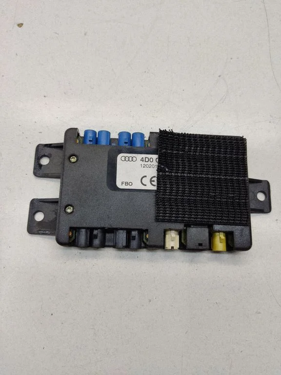 Antenna control unit – Audi A6 Allroad C5 (1999-2005)