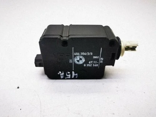 Fuel tank cap lock motor – BMW 5 Series E39 (1996-2003)