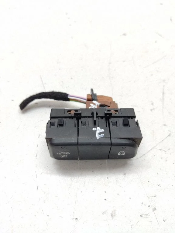 A set of switches – Opel Mokka X (2019-)