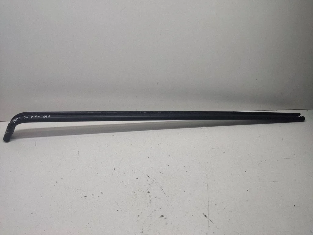 Door glass rail – Renault Trafic II (X83) (2001-2014)