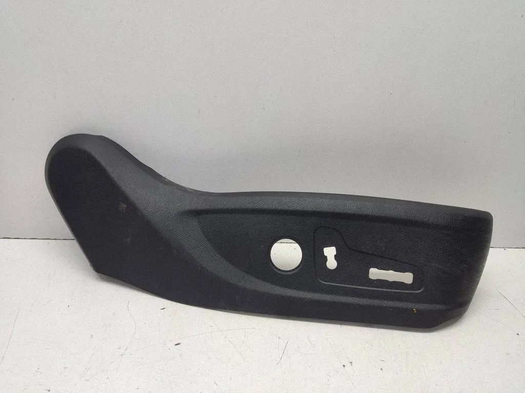 Seat trim 88271D4040