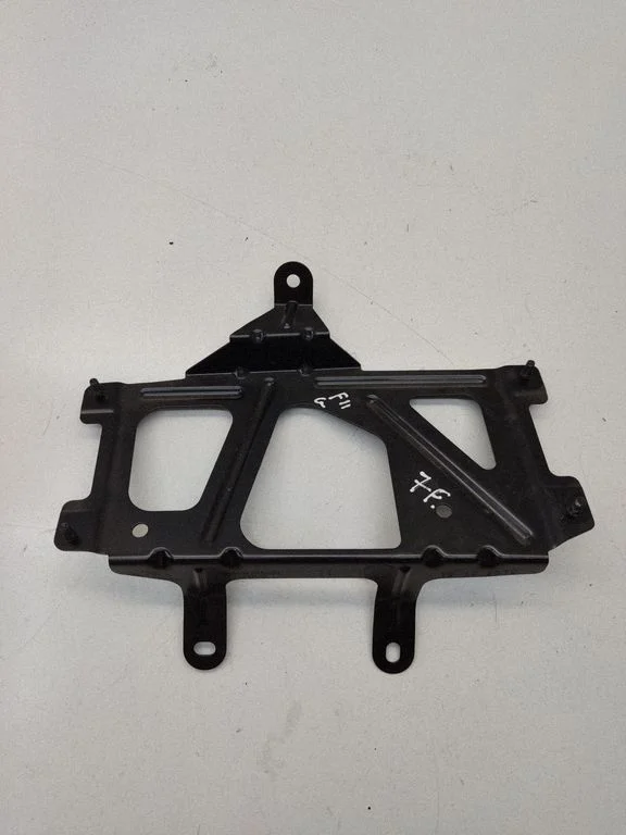 Sound amplifier holder/bracket – BMW 5 Series F10 F11 (2009-2016)