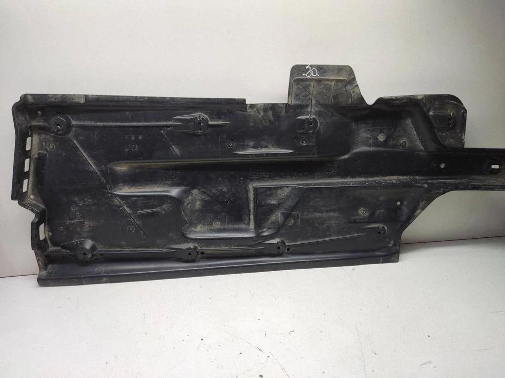 Külgmine põhjakaitse 6Q0825202