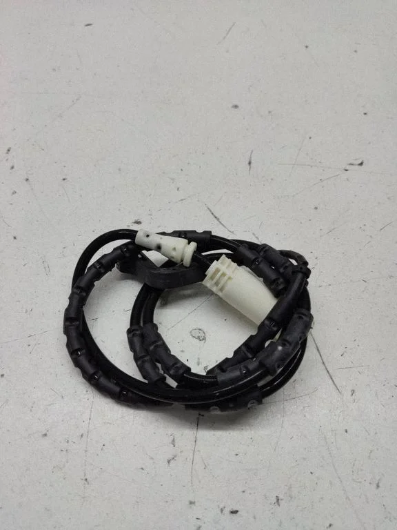 ABS module connector plug – BMW 3 Series E90 E91 (2005-2012)