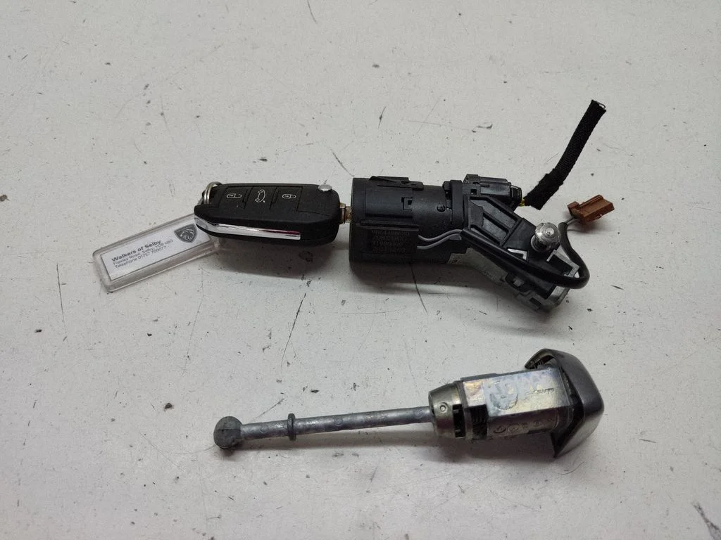 Lock set – Opel Mokka X (2019-)