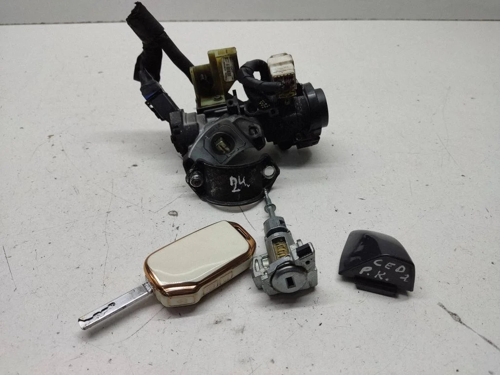 Lock set – KIA Ceed (2018-)