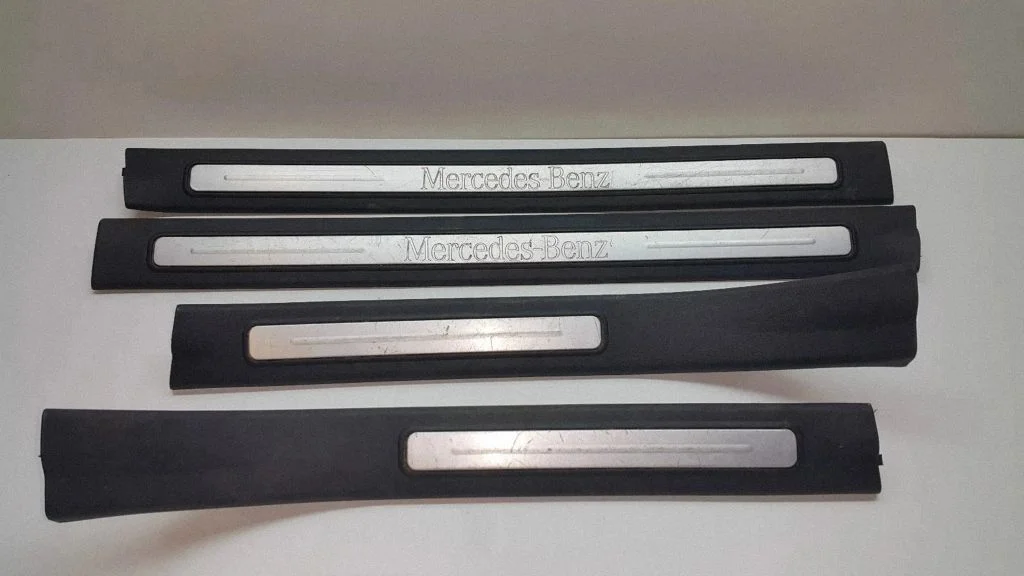 Listwy progowe wewnętrzne (komplet) – Mercedes-Benz Klasa A W169 (2004-2012)