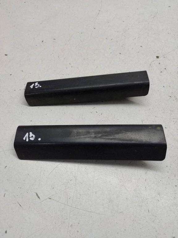Roof bar rail cover – Nissan X-Trail T30 (2001-2007)