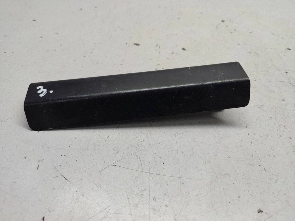Roof bar rail cover – Nissan X-Trail T30 (2001-2007)