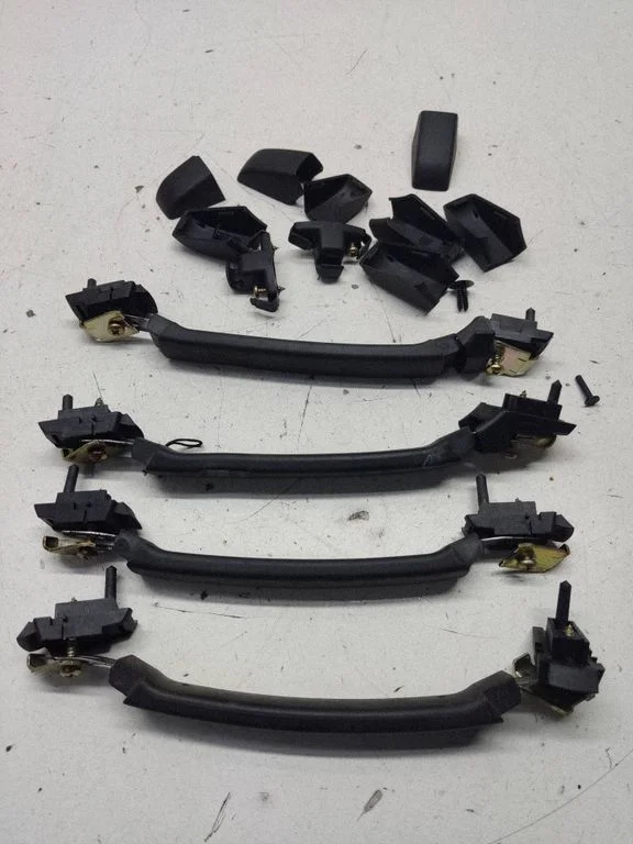 Lae käepidemete komplekt – BMW 3-seeria E46 (1998-2005)
