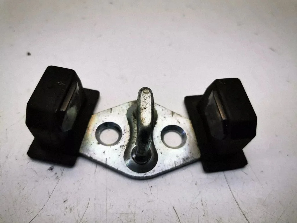 Trunk lock loop – KIA Sportage (2011-2016)