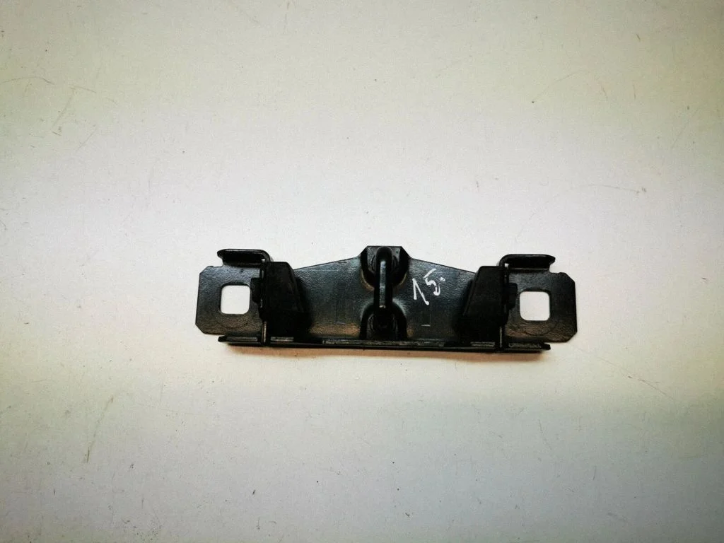 Trunk lock loop – Ford Mondeo MK IV (2007-2014)