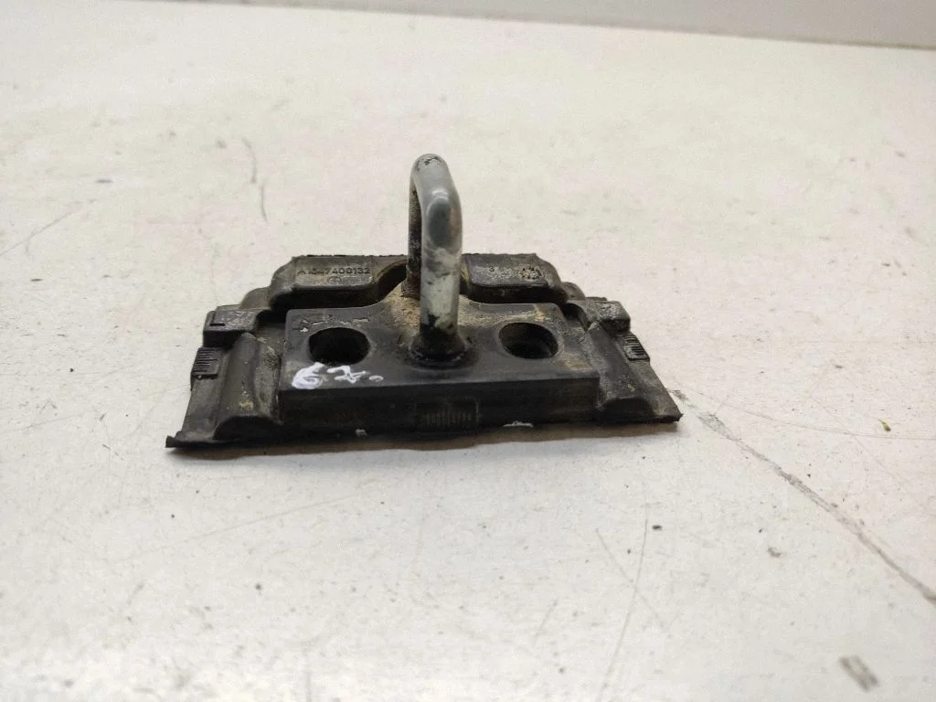 Trunk lock loop – Mercedes-Benz ML-Class W164 (2005-2011)