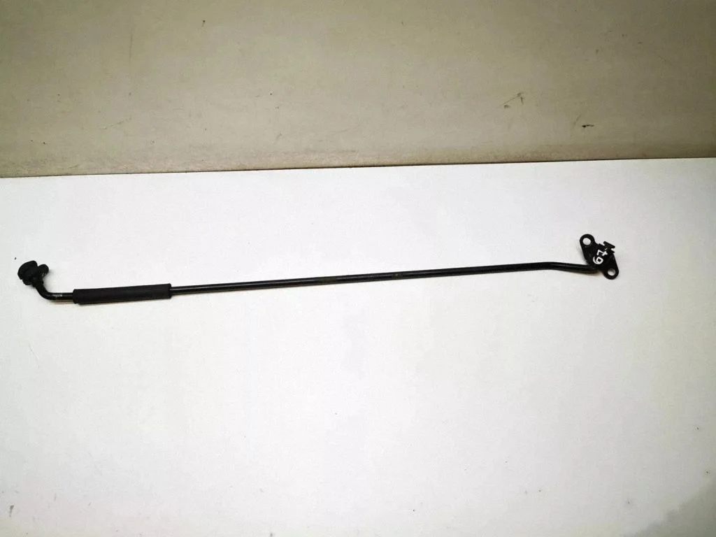 Hood Support Bracket (s) – KIA Sportage (2005-2010)