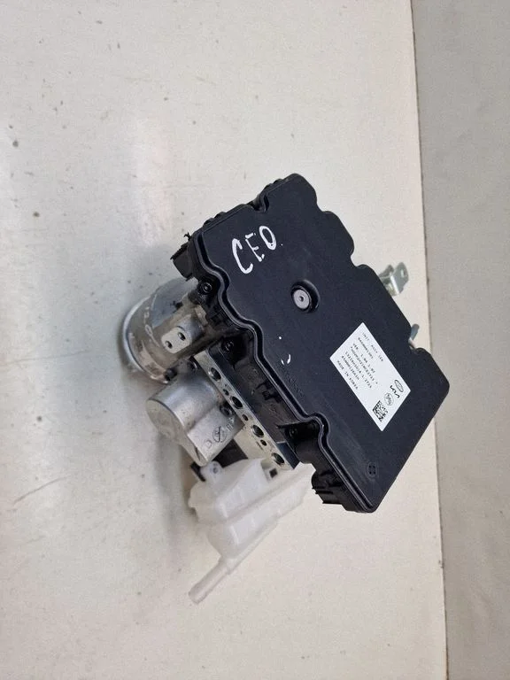 Pompa ABS 58500CR010
