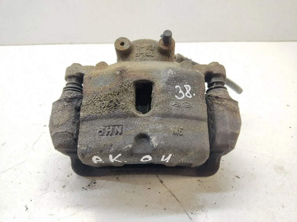 Front brake caliper – front left