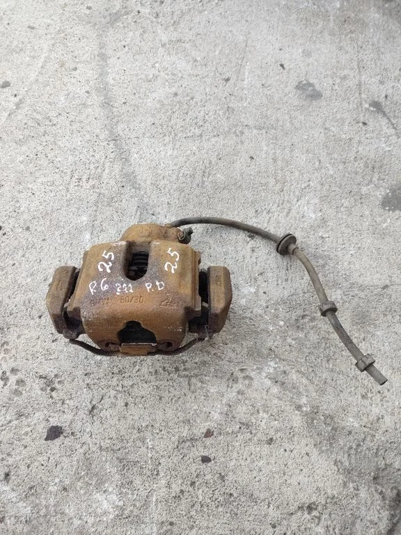 Front brake caliper – Land Rover Range Rover L322 (2002-2012)