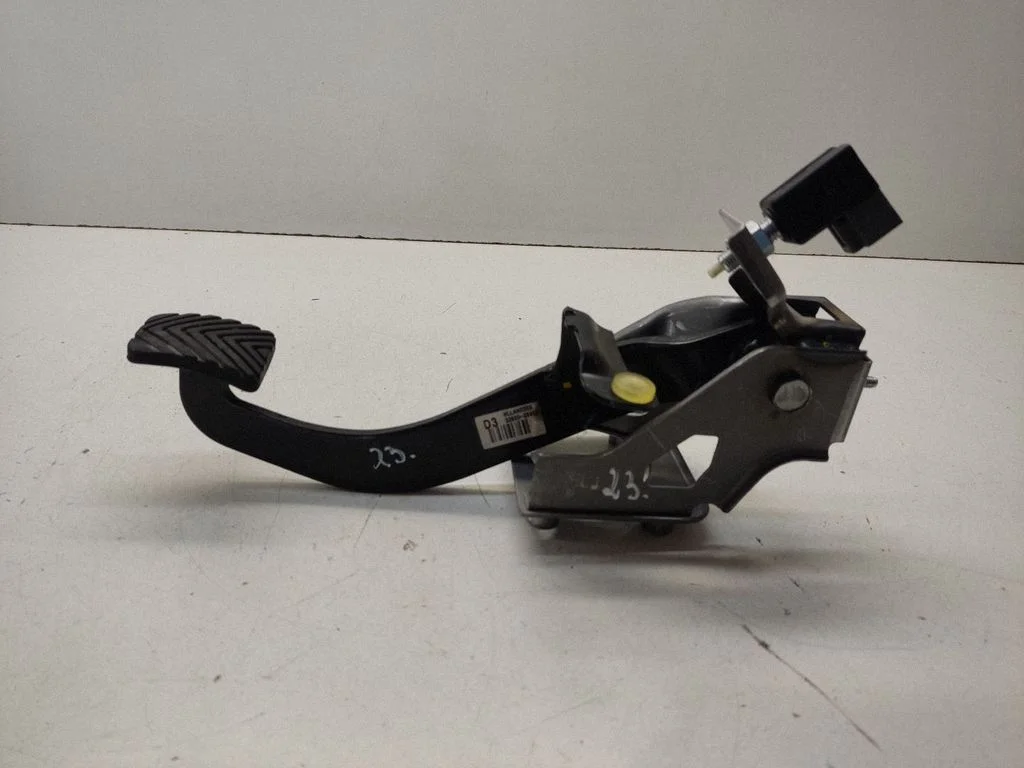 Piduripedaal 328002S950