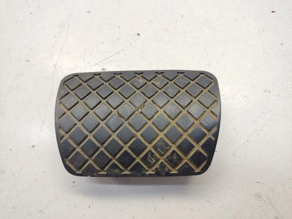 Brake pedal – Audi A5 8T 8F (2007-2016)