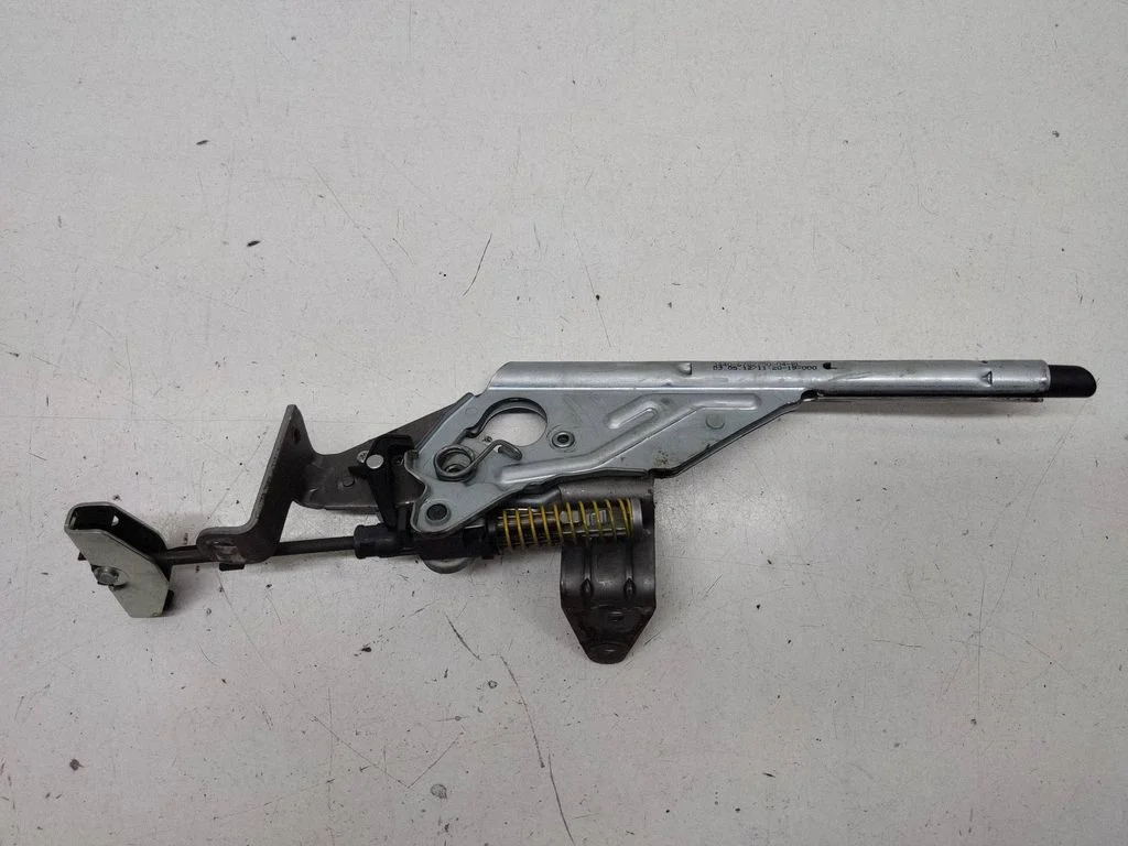 Handbrake/parking brake lever assembly 6782750