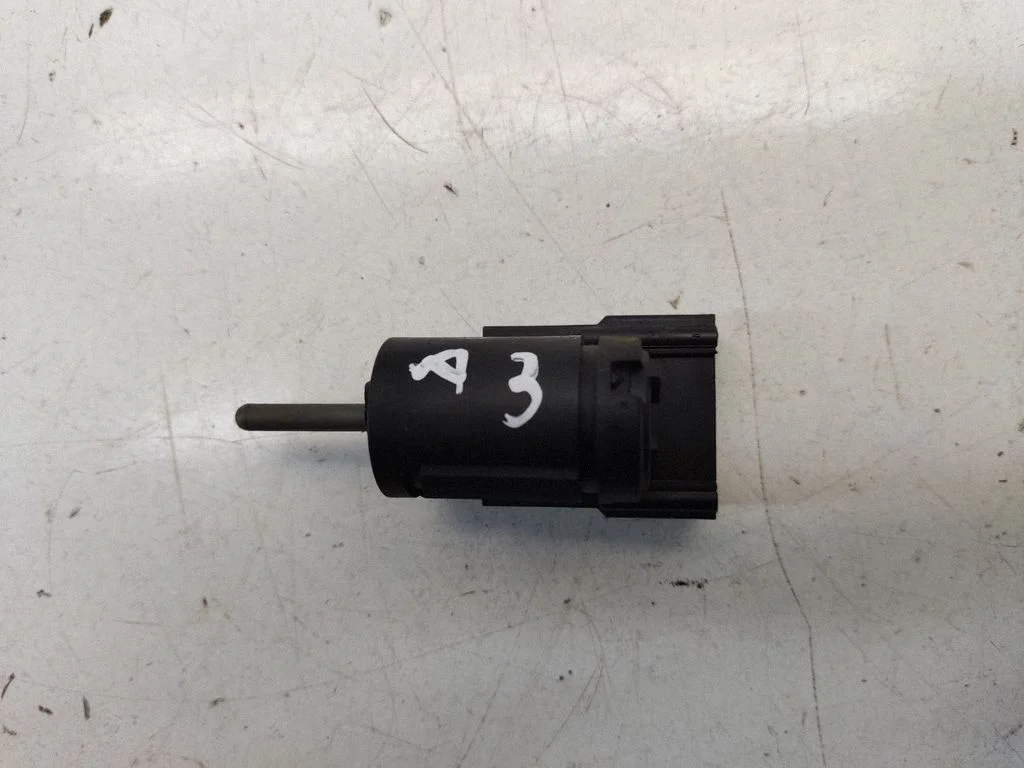 Brake pedal sensor switch 3B0945511