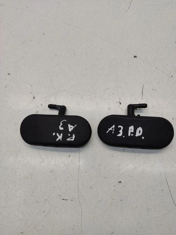 Windshield washer spray nozzle 8E955988