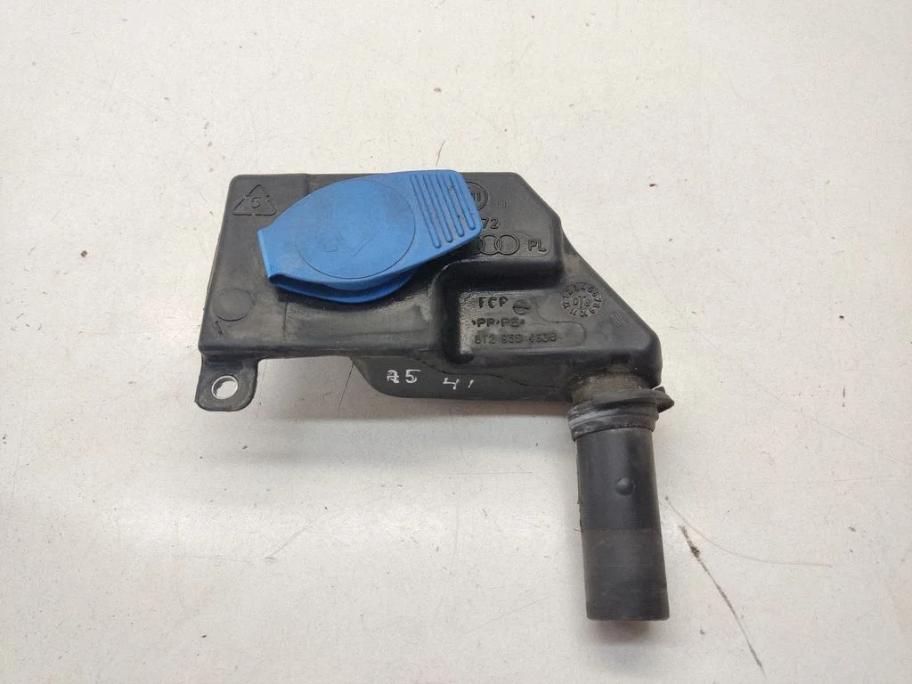 Windshield washer fluid reservoir/tank – Audi A5 8T 8F (2007-2016)