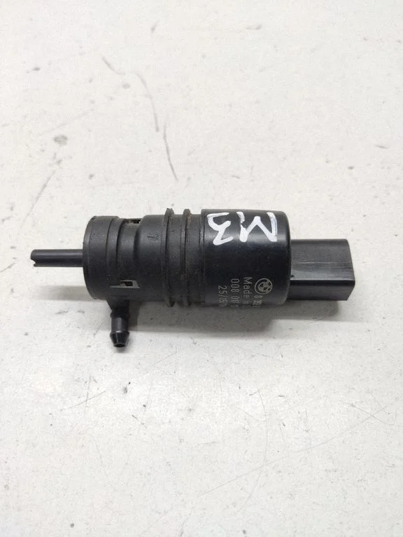 Klaasipesuvedeliku pump (klaaside) 8362154