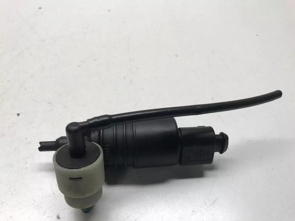 Klaasipesuvedeliku pump (klaaside) 1J0973722