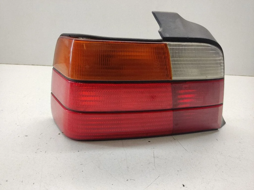Rear/tail lights 1387365