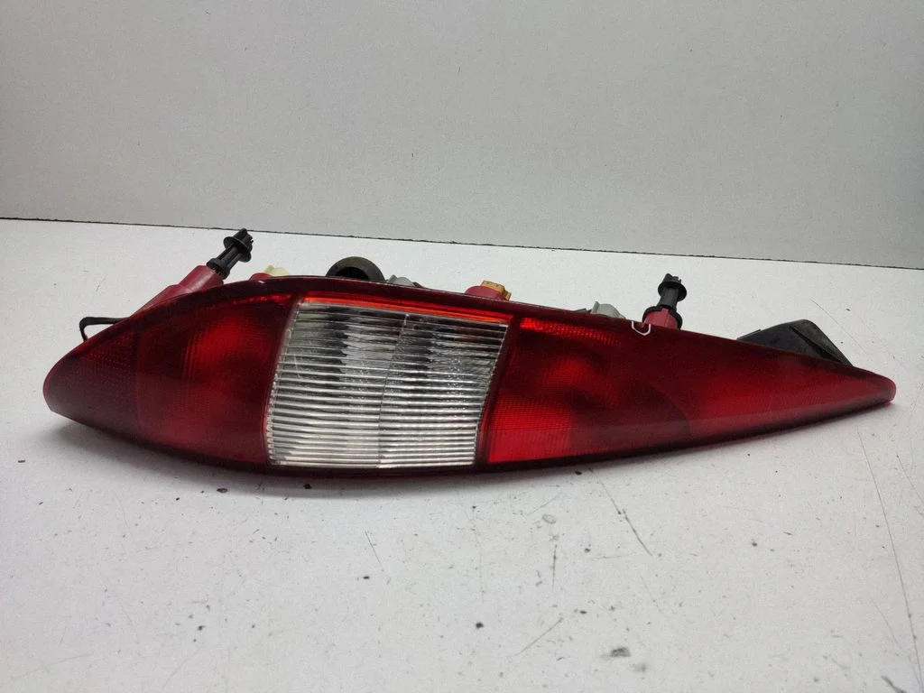 Rear/tail lights 1S7113405C