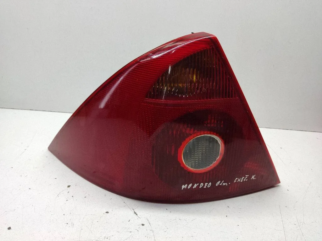 Rear/tail lights 1S7113405A