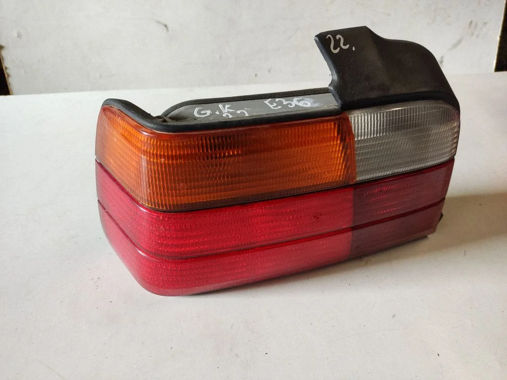 Rear/tail lights 1387447