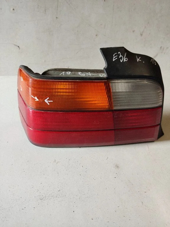 Rear/tail lights 1387447