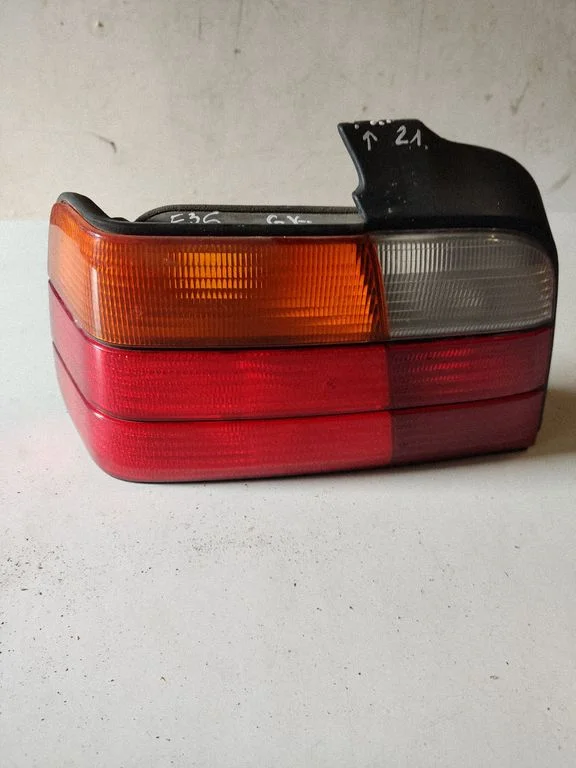 Rear/tail lights 1387447