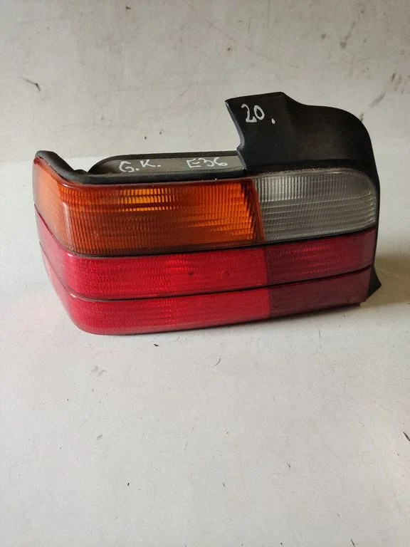 Rear/tail lights 1387045