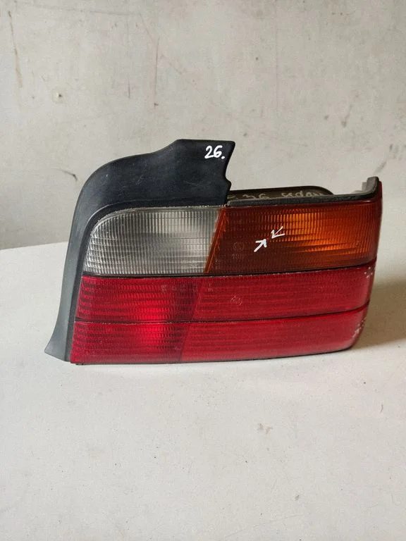 Rear/tail lights 1387046