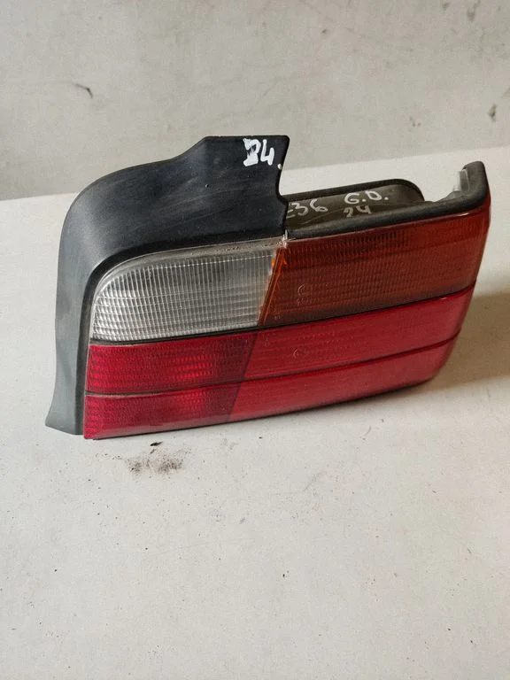 Rear/tail lights 138707C