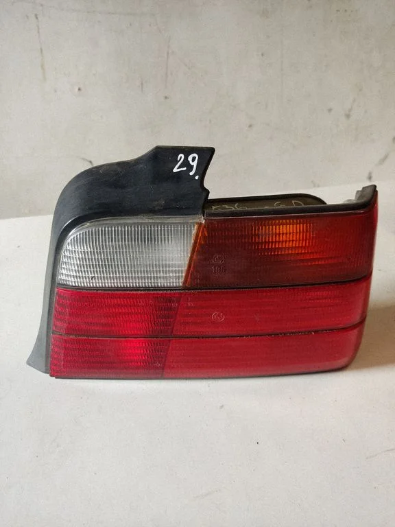 Rear/tail lights 1387046