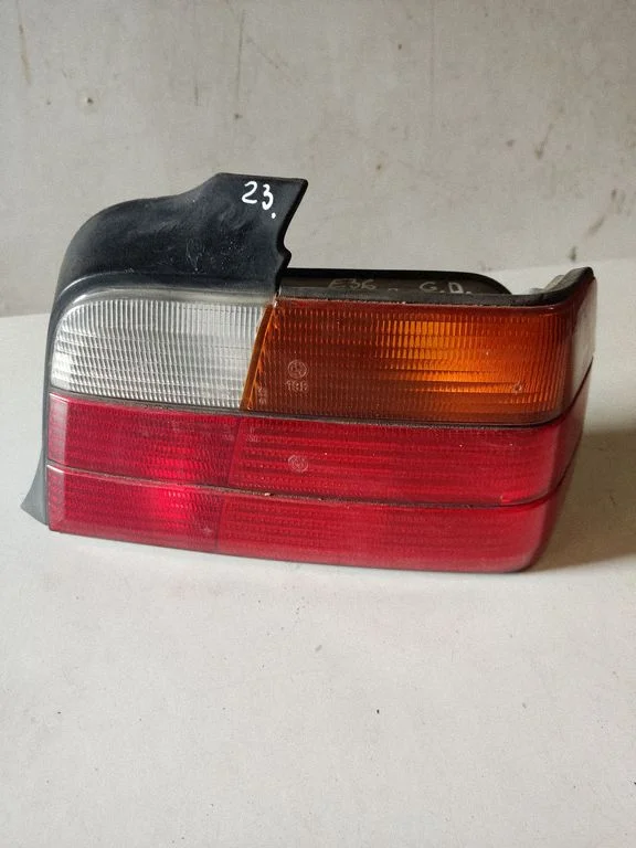 Rear/tail lights 1387046