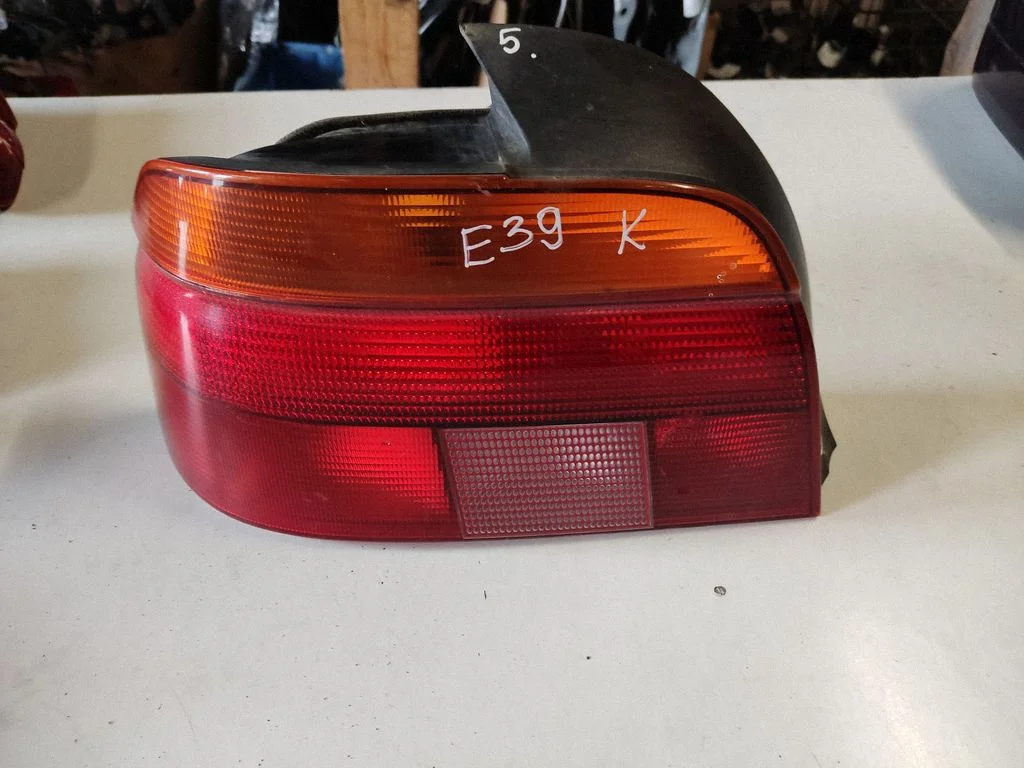 Rear/tail lights 8358031