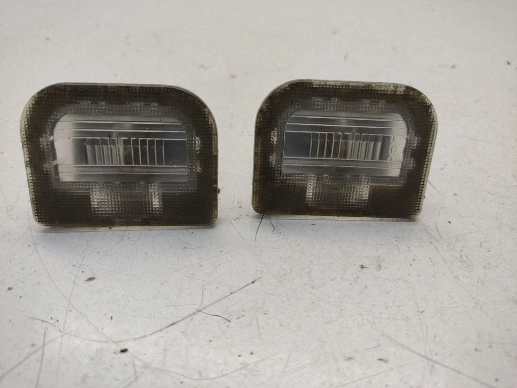 Number plate light 92501D4000