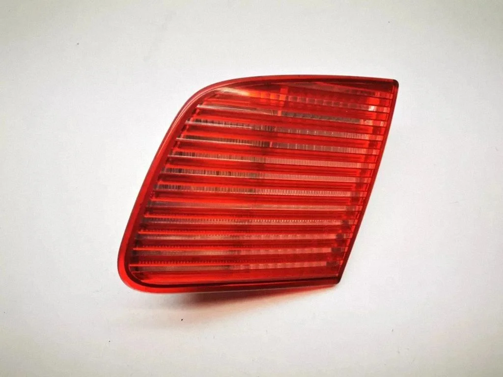 Tailgate rear/tail lights – Saab 9-5 (2006-2010)