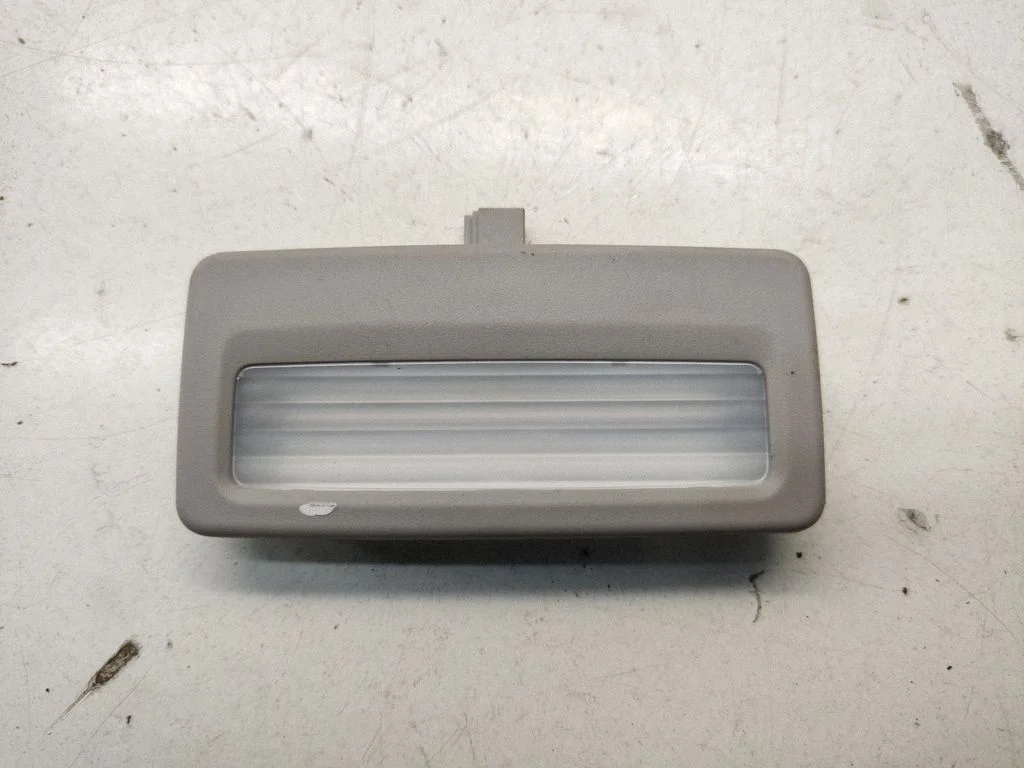 Front seat light 9163766