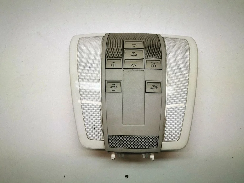Front seat light – Mercedes-Benz C-Class AMG W204 (2007-2014)
