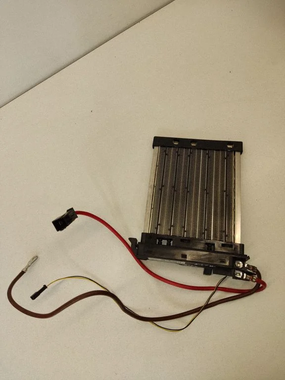 Elektriline salongi küttekeha radiaator 3422661