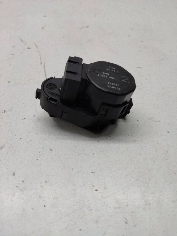 Air flap motor/actuator 6902852