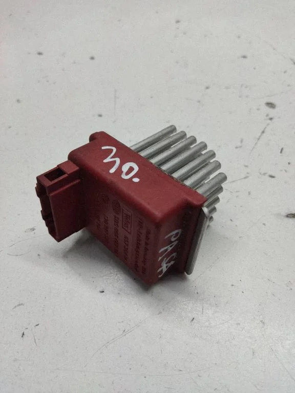 Heater blower motor/fan resistor 1J0907521